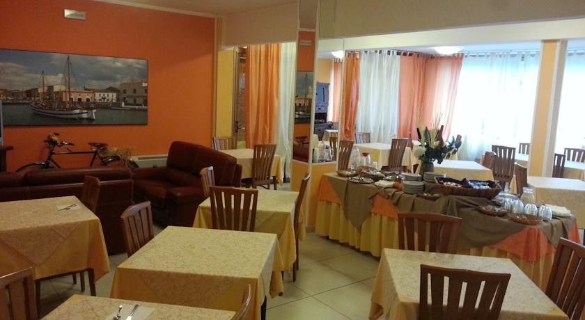 רימיני Hotel Prestige מראה חיצוני תמונה