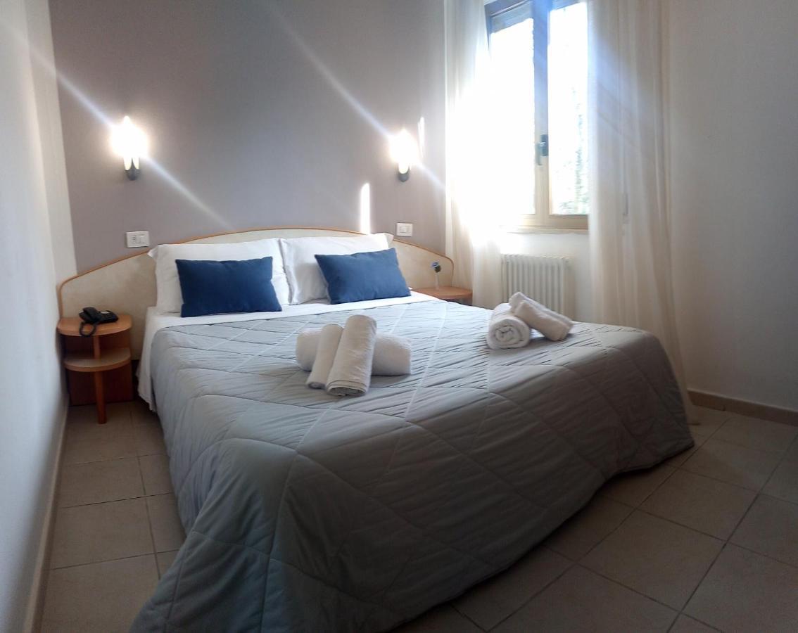 רימיני Hotel Prestige מראה חיצוני תמונה