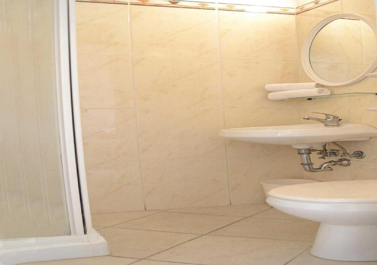 רימיני Hotel Prestige מראה חיצוני תמונה